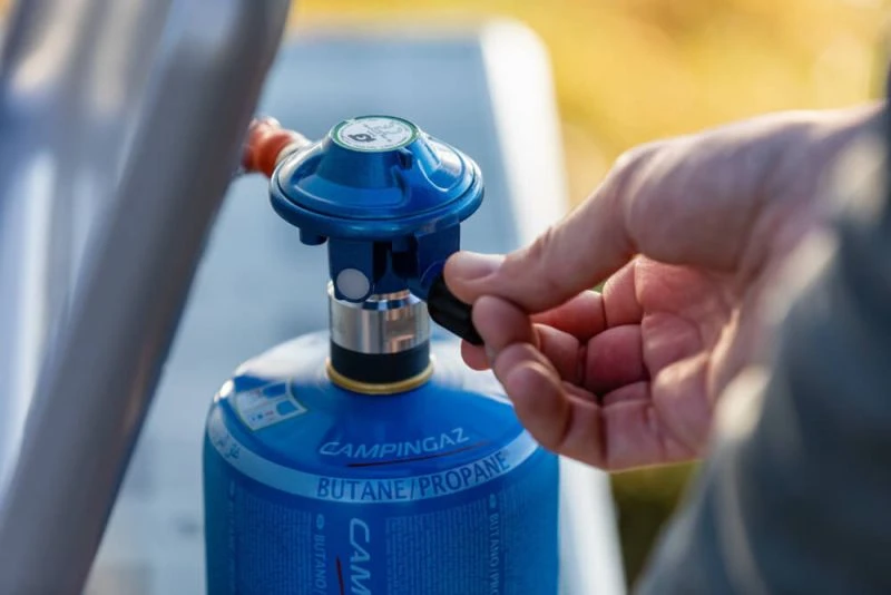 Campingaz Camping Kitchen 2 CV Piezo Gas Stove 8 Campingaz Camping Kitchen 2 CV Piezo Gas Stove - Image 6